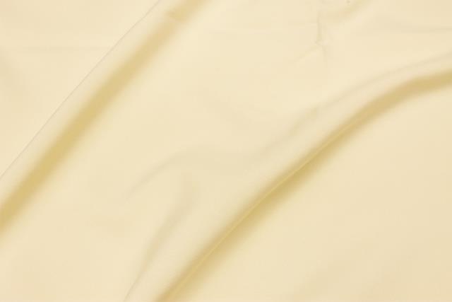 120" Rnd Ivory Poly
